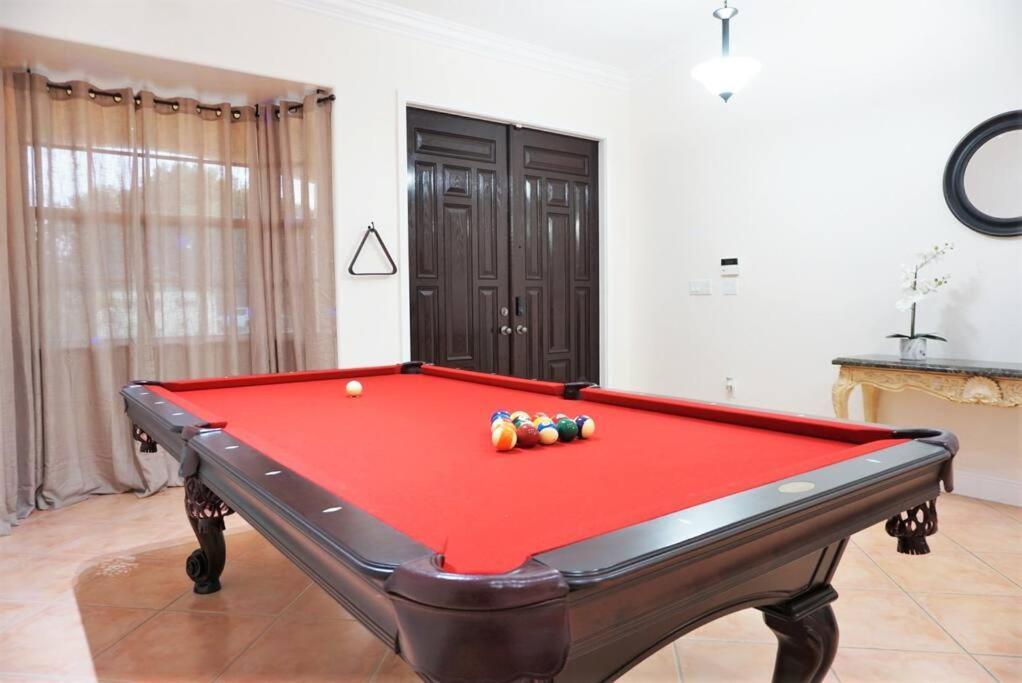 New Luxury Vacation Dream Rental- Sleeps 15! Miami Exteriér fotografie