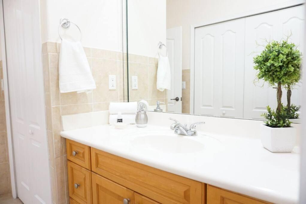 New Luxury Vacation Dream Rental- Sleeps 15! Miami Exteriér fotografie