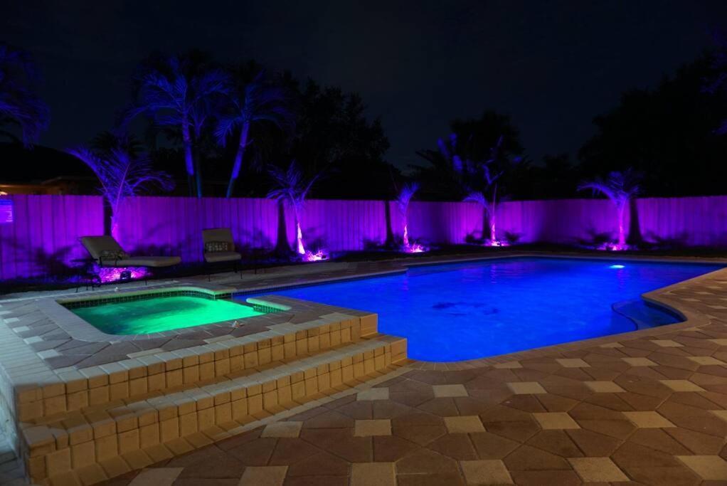 New Luxury Vacation Dream Rental- Sleeps 15! Miami Exteriér fotografie