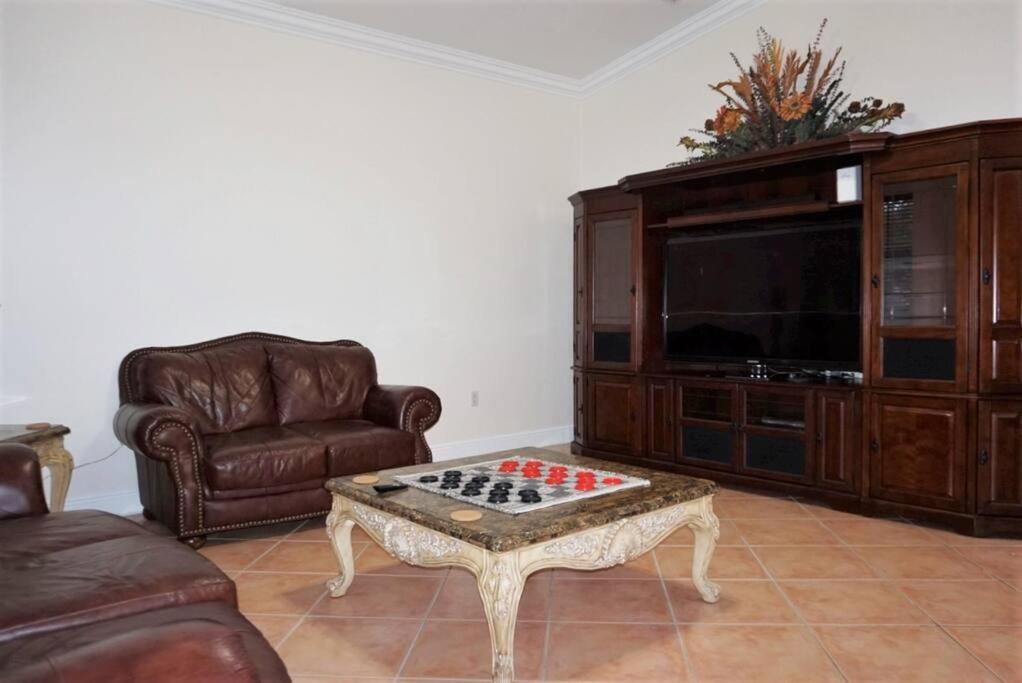 New Luxury Vacation Dream Rental- Sleeps 15! Miami Exteriér fotografie